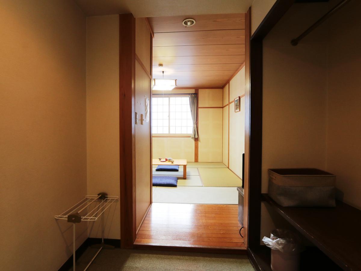 Auberge La Chaumiere Otari Kültér fotó